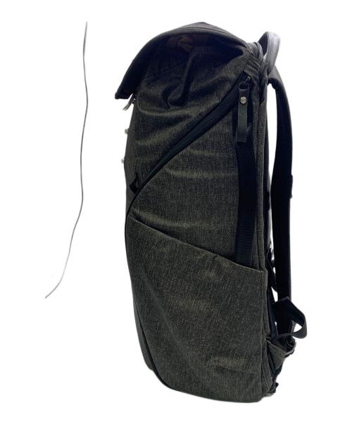peak design（ピークデザイン）peak design (ピークデザイン) peak design　グレー　エブリデイバックパック30L　リュック グレーの古着・服飾アイテム