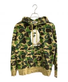 A BATHING APE（アベイシングエイプ）の古着「A BATHING APE　パーカー」｜オリーブ