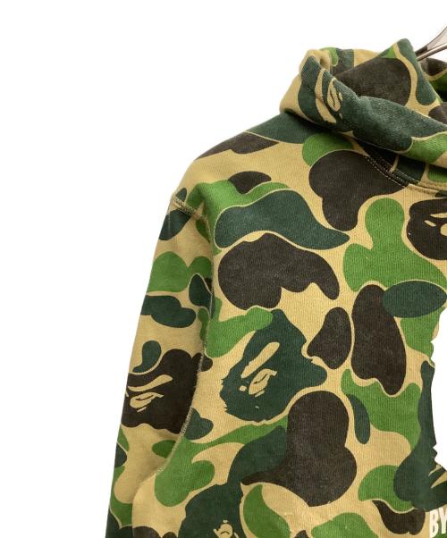 A BATHING APE（アベイシングエイプ）A BATHING APE (アベイシングエイプ) A BATHING APE　パーカー オリーブ サイズ:Mの古着・服飾アイテム