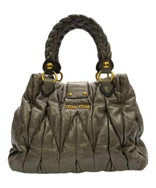 MIU MIU（ミュウミュウ）MIU MIU (ミュウミュウ) マテラッセ　2WAYバッグ グレーの古着・服飾アイテム