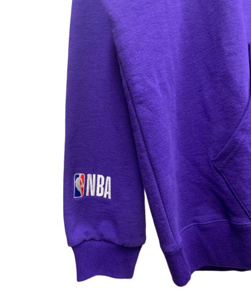 NBA（エヌビーエー）NBA (エヌビーエー) BAYFLOW (ベイフロー) NBA×BAYFLOW　パーカー パープル サイズ:SIZE L 未使用品の古着・服飾アイテム