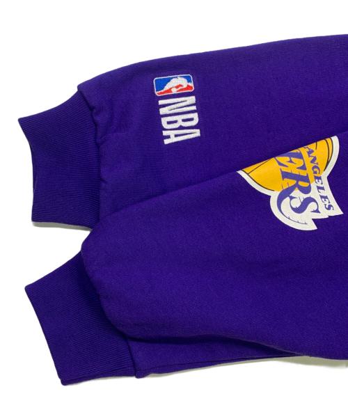 NBA（エヌビーエー）NBA (エヌビーエー) BAYFLOW (ベイフロー) NBA×BAYFLOW　パーカー パープル サイズ:SIZE L 未使用品の古着・服飾アイテム
