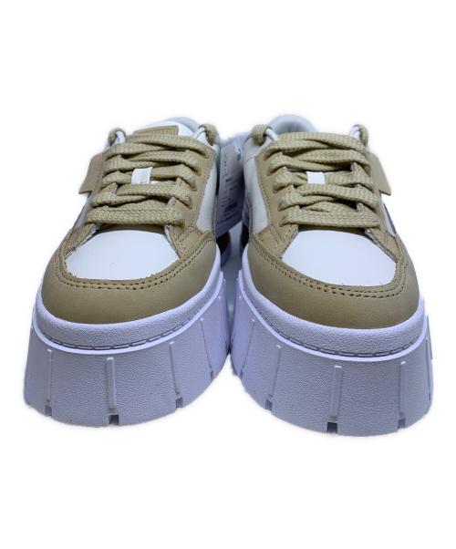 PUMA（プーマ）PUMA (プーマ) PUMA　ベージュ×ホワイト　MAYZE STACK LUXE　ローカットスニーカー ベージュ×ホワイト サイズ:SIZE 23cmの古着・服飾アイテム
