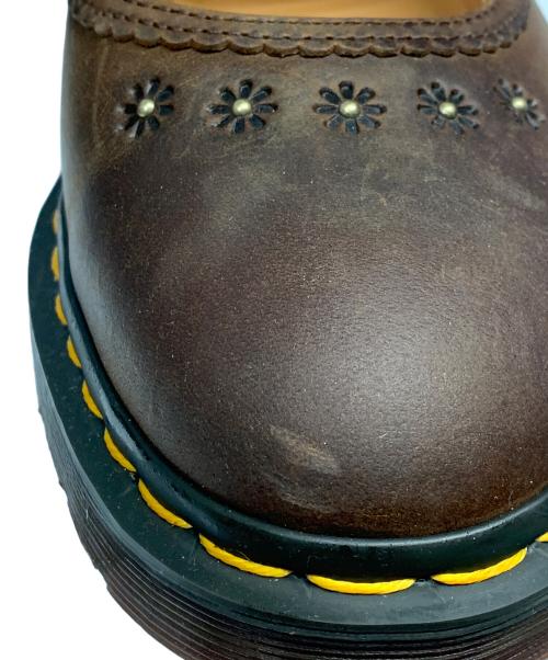 Dr.Martens（ドクターマーチン）Dr.Martens (ドクターマーチン) Dr.Martens　ブラウン　フラワー メリージェーン シューズ ブラウン サイズ:SIZE US10の古着・服飾アイテム