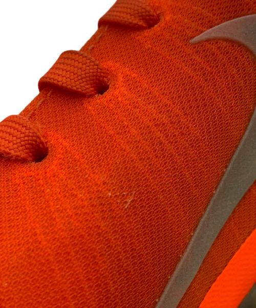 NIKE（ナイキ）NIKE (ナイキ) NIKE　オレンジ　ハイカットスニーカー オレンジ サイズ:SIZE 28.5cmの古着・服飾アイテム