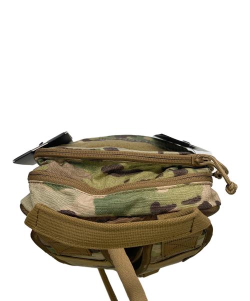 CAMELBAK（キャメルバック）CAMELBAK (キャメルバック) CAMELBAK　オリーブ　カモフラージュ　キャメルバック ハイドレーションバッグ オリーブ 未使用品の古着・服飾アイテム