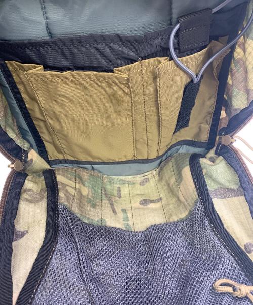 CAMELBAK（キャメルバック）CAMELBAK (キャメルバック) CAMELBAK　オリーブ　カモフラージュ　キャメルバック ハイドレーションバッグ オリーブ 未使用品の古着・服飾アイテム