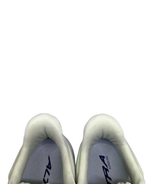 ALTRA（アルトラ）ALTRA (アルトラ) ALTRA　アイボリー　ランニングシューズ アイボリー サイズ:SIZE US6の古着・服飾アイテム