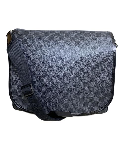 LOUIS VUITTON（ルイ ヴィトン）LOUIS VUITTON (ルイ ヴィトン) LOUIS VUITTON　ダミエ・グラフィット　ダニエルMM　ショルダーバッグ ブラックの古着・服飾アイテム