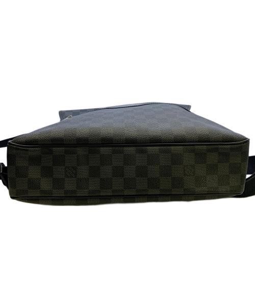 LOUIS VUITTON（ルイ ヴィトン）LOUIS VUITTON (ルイ ヴィトン) LOUIS VUITTON　ダミエ・グラフィット　ダニエルMM　ショルダーバッグ ブラックの古着・服飾アイテム