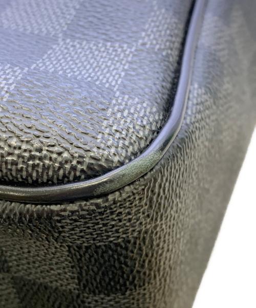 LOUIS VUITTON（ルイ ヴィトン）LOUIS VUITTON (ルイ ヴィトン) LOUIS VUITTON　ダミエ・グラフィット　ダニエルMM　ショルダーバッグ ブラックの古着・服飾アイテム