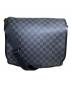 LOUIS VUITTON（ルイ ヴィトン）の古着「LOUIS VUITTON　ダミエ・グラフィット　ダニエルMM　ショルダーバッグ」｜ブラック