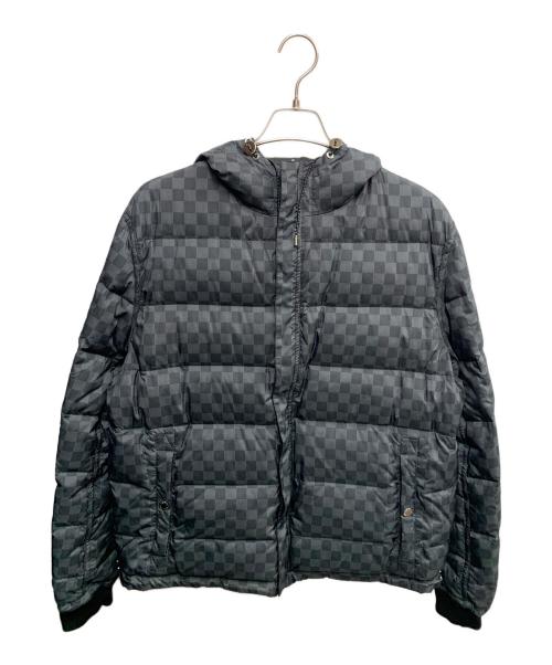 LOUIS VUITTON（ルイ ヴィトン）LOUIS VUITTON (ルイ ヴィトン) LOUIS VUITTON　ダミエグラフィットリバーシブルダウンジャケット　 ブラック サイズ:SIZE 52の古着・服飾アイテム