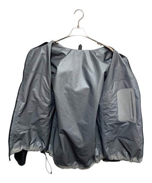 ARC'TERYX（アークテリクス）ARC'TERYX (アークテリクス) ARC'TERYX　ブラック　BETA JACKET　ナイロンジャケット ブラック サイズ:SIZE Mの古着・服飾アイテム
