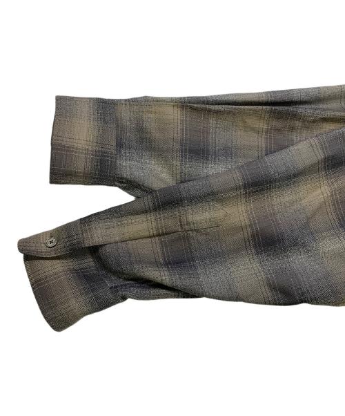 AURALEE（オーラリー）AURALEE (オーラリー) AURALEE　グレー　SUPER LIGHT WOOL CHECK SHIRT　長袖シャツ グレー サイズ:SIZE 4の古着・服飾アイテム
