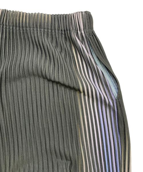 HOMME PLISSE ISSEY MIYAKE（オム プリッセ イッセイ ミヤケ）HOMME PLISSE ISSEY MIYAKE (オム プリッセ イッセイ ミヤケ) HOMME PLISSE ISSEY MIYAKE　	ブラック×ブルー　パンツ ブラック×ブルー サイズ:SIZE 2の古着・服飾アイテム
