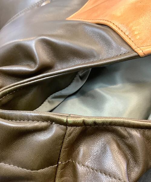 Y'2 leather（ワイツーレザー）Y'2 leather (ワイツーレザー) Y'2 LEATHER　オリーブキャメル　ダウンベスト オリーブキャメル サイズ:SIZE 44の古着・服飾アイテム