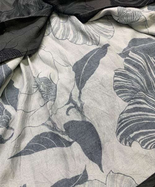 BUDSPOOL（バッズプール）BUDSPOOL (バッズプール) Gakkin (ガッキン) BUDSPOOL×GAKKIN　廻り花 HAWAIIAN SHIRT　半袖シャツ グレー サイズ:SIZE Lの古着・服飾アイテム