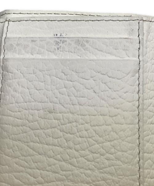 Maison Margiela（メゾンマルジェラ）Maison Margiela (メゾンマルジェラ) Maison Margiela　4ステッチ 三つ折り ウォレット　コンパクトウォレット ホワイトの古着・服飾アイテム