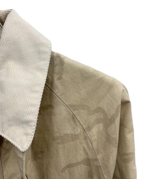 Barbour（バブアー）Barbour (バブアー) Barbour ベージュ カモフラージュ柄 フビデイル ーデッドジャケット ベージュ サイズ:SIZE Lの古着・服飾アイテム
