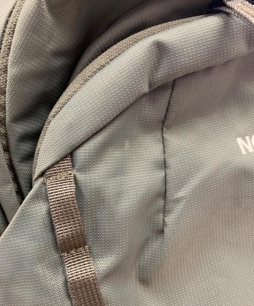 THE NORTH FACE（ザ ノース フェイス）THE NORTH FACE (ザ ノース フェイス) THE NORTH FACE　バックパック グレーの古着・服飾アイテム