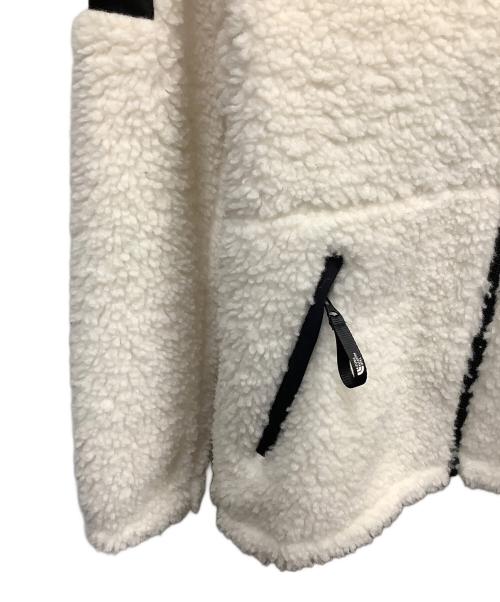 THE NORTH FACE（ザ ノース フェイス）THE NORTH FACE (ザ ノース フェイス) THE NORTH FACE　ホワイト　RIMO FLEECE JACKET　フリースジャケット ホワイト サイズ:SIZE XSの古着・服飾アイテム