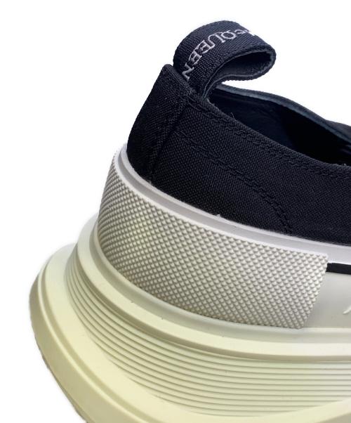 ALEXANDER McQUEEN（アレキサンダーマックイーン）ALEXANDER McQUEEN (アレキサンダーマックイーン) ALEXANDER McQUEEN　トレッドスリック　スニーカー ブラック サイズ:SIZE 42の古着・服飾アイテム