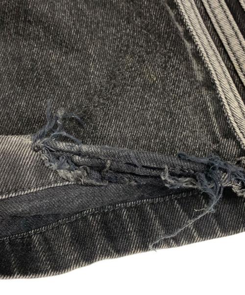 adidas（アディダス）adidas (アディダス) adidas　ブラック　ファイヤー バード パンツ　デニムパンツ ブラック サイズ:SIZE 32の古着・服飾アイテム