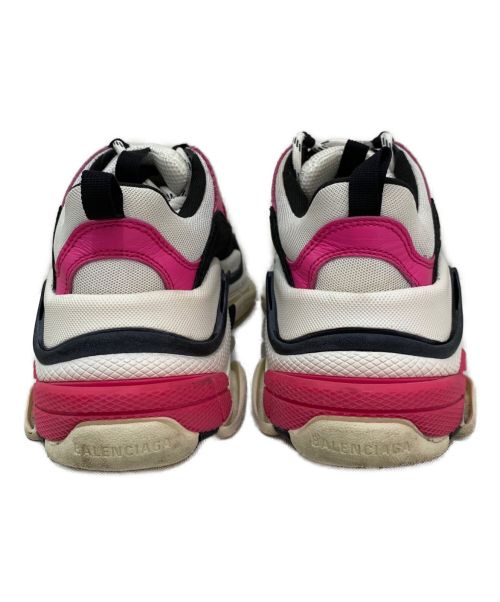 BALENCIAGA（バレンシアガ）BALENCIAGA (バレンシアガ) トリプルS ホワイト×ピンク サイズ:US/6の古着・服飾アイテム