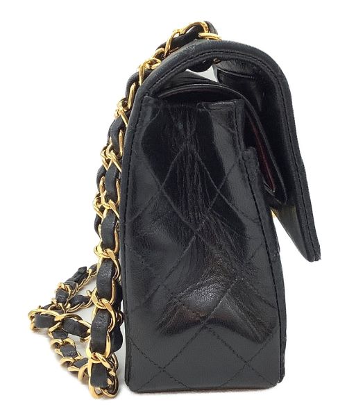 CHANEL（シャネル）CHANEL (シャネル) ダブルフラップチェーンショルダーバッグ ブラックの古着・服飾アイテム
