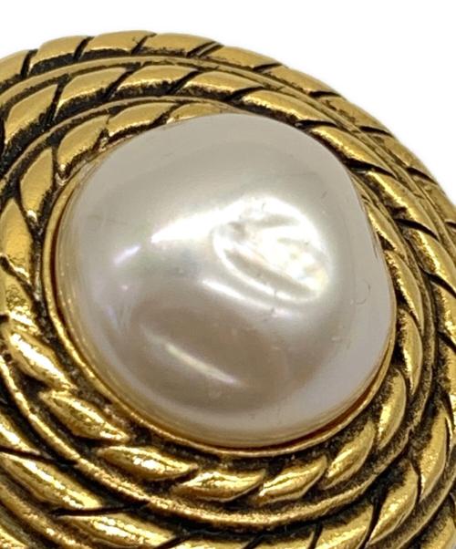 CHANEL（シャネル）CHANEL (シャネル) フェイクパールイヤリングの古着・服飾アイテム