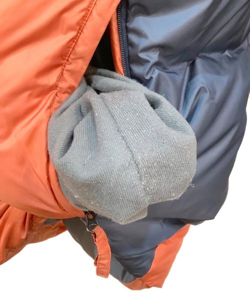 Columbia（コロンビア）Columbia (コロンビア) キングストンキャナルダウンジャケット レッド×ネイビー サイズ:Lの古着・服飾アイテム