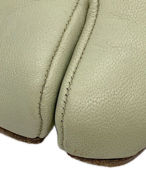 Maison Margiela（メゾンマルジェラ）Maison Margiela (メゾンマルジェラ) 足袋ストラップパンプス ライトグリーン サイズ:35の古着・服飾アイテム