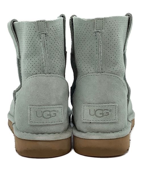 UGG（アグ）UGG (アグ) Ｗ CLASSIC UNLINED MINI PERF(クラシック アンラインド ミニ パーフ) スカイブルー サイズ:UK6.5 未使用品の古着・服飾アイテム