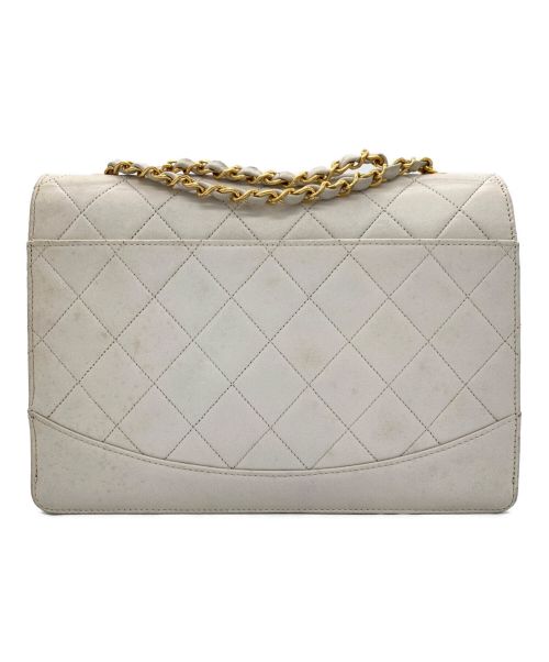 CHANEL（シャネル）CHANEL (シャネル) ダブルチェーンショルダーバッグ ホワイトの古着・服飾アイテム