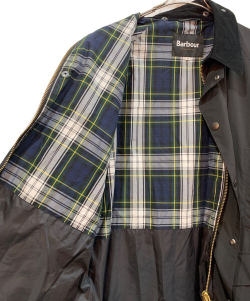 Barbour（バブアー）Barbour (バブアー) Barbour オーバーサイズドミドルコート ブラック×グリーン サイズ:42の古着・服飾アイテム