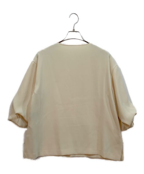UNITED TOKYO（ユナイテッドトーキョー）UNITED TOKYO (ユナイテッドトーキョー) UNITED TOKYO スキッパーブラウス アイボリーの古着・服飾アイテム