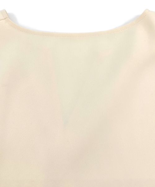 UNITED TOKYO（ユナイテッドトーキョー）UNITED TOKYO (ユナイテッドトーキョー) UNITED TOKYO スキッパーブラウス アイボリーの古着・服飾アイテム