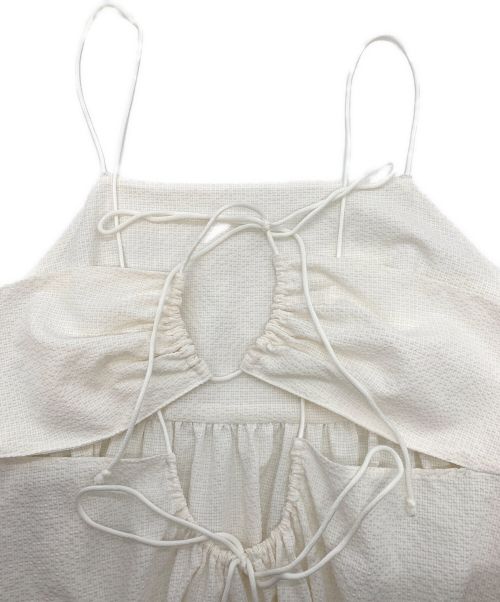 Adam et Rope（アダム エ ロペ）Adam et Rope (アダムエロペ) サッカーキャミワンピース ホワイト サイズ:Fの古着・服飾アイテム