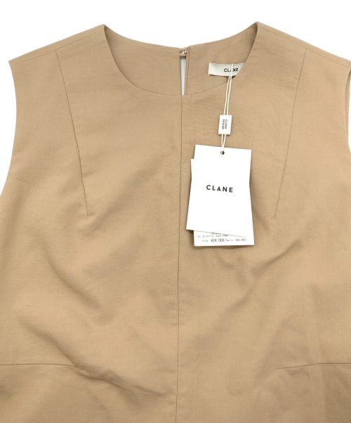CLANE（クラネ）CLANE (クラネ) BACK OPEN I LINE ONE PIECE / バックオープンアイラインワンピース ベージュ サイズ:1 未使用品の古着・服飾アイテム