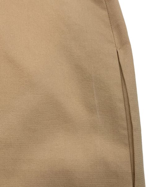 CLANE（クラネ）CLANE (クラネ) BACK OPEN I LINE ONE PIECE / バックオープンアイラインワンピース ベージュ サイズ:1 未使用品の古着・服飾アイテム