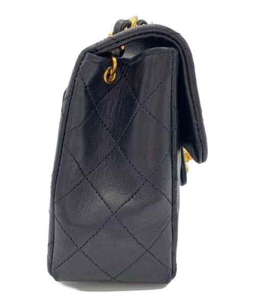 CHANEL（シャネル）CHANEL (シャネル) チェーンショルダーバッグ ブラックの古着・服飾アイテム