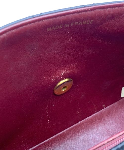 CHANEL（シャネル）CHANEL (シャネル) チェーンショルダーバッグ ブラックの古着・服飾アイテム