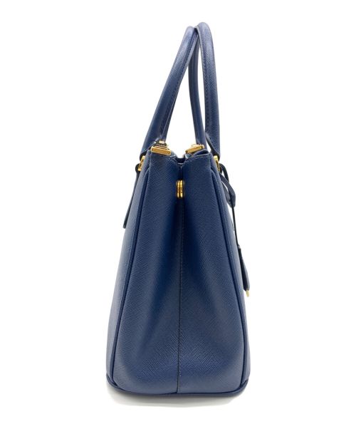 PRADA（プラダ）PRADA (プラダ) ガレリア サフィアーノレザー ミディアムバッグ ブルーの古着・服飾アイテム
