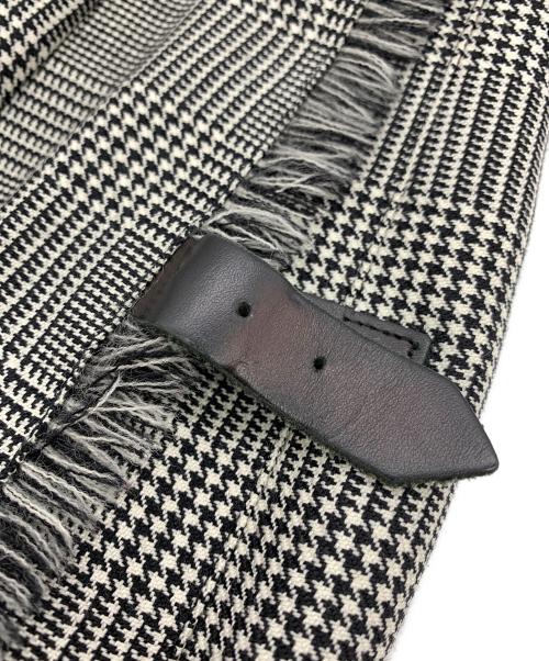 O'NEIL OF DUBLIN（オニールオブダブリン）O'NEIL OF DUBLIN (オニールオブダブリン) グレンチェックキルトスカート ブラック×ホワイト サイズ:US6の古着・服飾アイテム