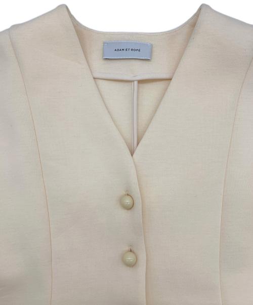 Adam et Rope（アダム エ ロペ）Adam et Rope (アダム エ ロペ) ペプラムダンボールカーディガン アイボリー サイズ:Fの古着・服飾アイテム