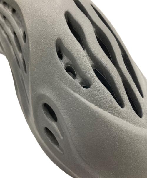 adidas（アディダス）adidas (アディダス) YEEZY Foam Runner Onyx グレー サイズ:US10の古着・服飾アイテム