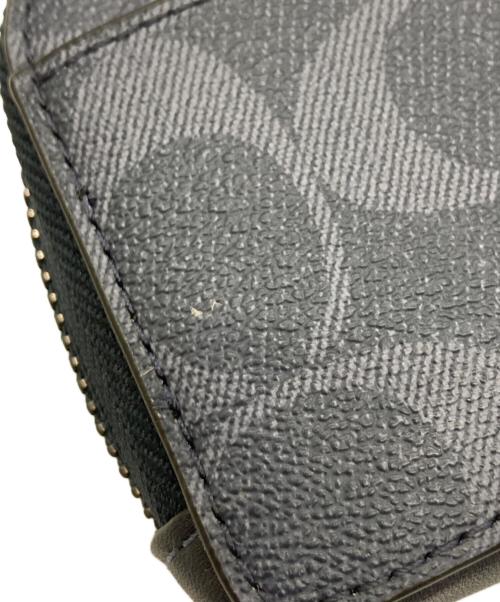 COACH（コーチ）COACH (コーチ) Lジップキーケースの古着・服飾アイテム