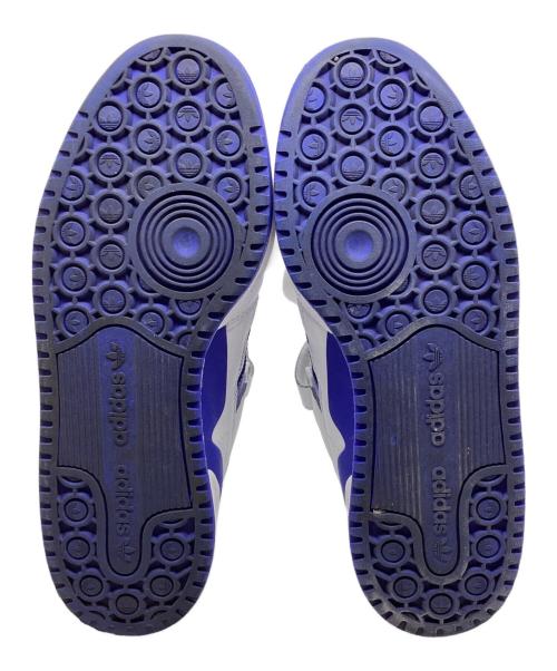 adidas（アディダス）adidas (アディダス) ＦＯＲＵＭ　ＬＯＷ ホワイト×ブルー サイズ:25㎝の古着・服飾アイテム