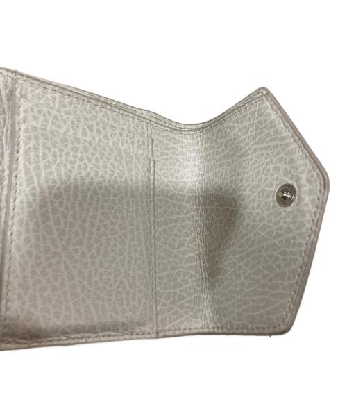 Maison Margiela（メゾンマルジェラ）Maison Margiela (メゾンマルジェラ) 3つ折り財布 ベージュの古着・服飾アイテム